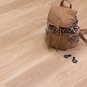 Паркетная доска PolarWood ДУБ МЕРКУРИЙ МАСЛО 14x188x2266 2V 1П (3,41 м2) в интерьере